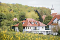 Landhotel Waldeck 우테슐라이스하임 호텔