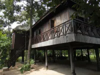 Bong Thom Home Stay Hotel dekat Kbal Spean