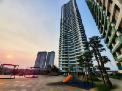 Grand Kamala Lagoon by 21 Room Netflix