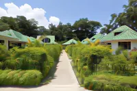 Le Surmer Self Catering Chalets Hotels in La Digue