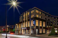 Hilton Garden Inn Minneapolis University Area Hotel dekat University Recreation and Wellness Center