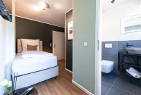Hotel Zweite Heimat Nürburg Hotels in Reimerath
