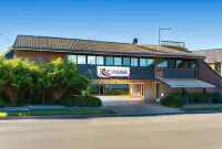 Esk Wivenhoe Motor Inn - Parking