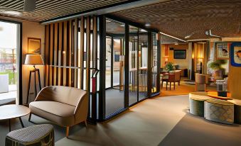 Brit Hotel - Hotel de l'Hippodrome