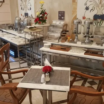 Residency Hotel Fort Отели рядом с достопримечательностью «Mani Bhavan Gandhi Museum»