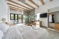 Ikaros Suites Hôtels à : Tilisos