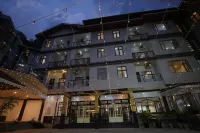 Terrace Valley Hotel Hotels near View point