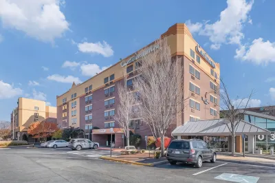 Comfort Inn University Center Hotels near Jermantown Square