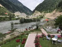 Parhena Cottages Bella Naran Hotels in Manshera