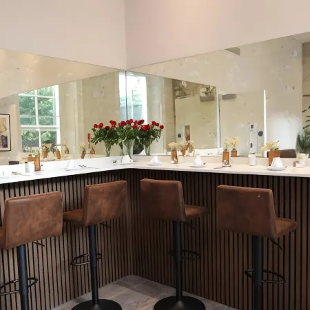 Reem Hotel Отели рядом с достопримечательностью «Эпсли Хаус»