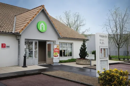 Campanile Lyon Est - AÉROPORT Saint EXUPÉRY Hotels in Saint Quentin-Fallavier