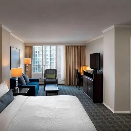 Chateau Victoria Hotel & Suites
