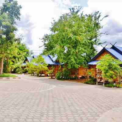 Baan Suan Darb Porn Resort Hotel Exterior