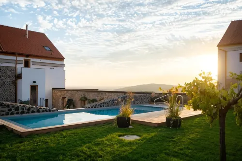 Oblík Resort Hotels in Brux