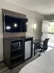 Griffin Inn & Suites - parking