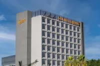 Stadía Suites Querétaro Centro Histórico Отели в г. 