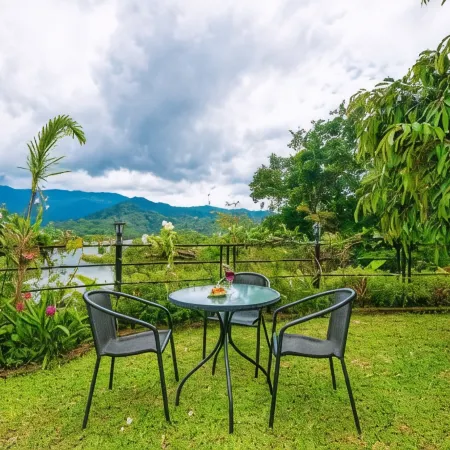 Baanhatsompaen homestay Hotels in Mueang Ranong District