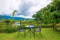 Baanhatsompaen homestay