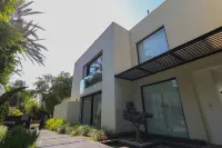 Breathtaking Villa w Pool & Sauna by Sea N' Rent