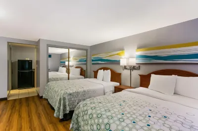 HomeTowne Studios Denver, PA Hotels in South Heidelberg Township