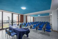 Hotel Garda فنادق في Cavaion Veronese