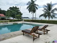 Shaz Resort Pulau Tinggi - Strand