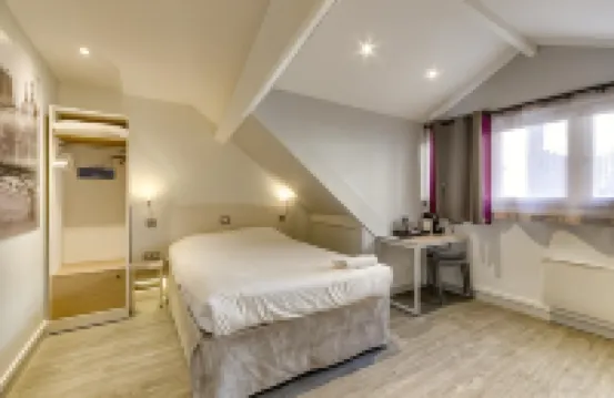 Kyriad Paris 12 - Nation Hotels in Paris