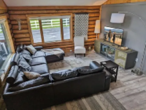 Comfortable Log Cabin w/AC ~ Downtown Seeley Lake!