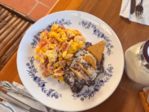 波薩達克特薩林 庫埃察蘭酒店