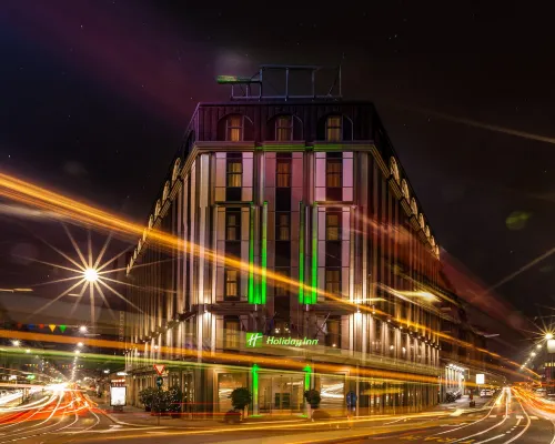 Holiday Inn MILAN - GARIBALDI STATION by IHG Отели рядом с достопримечательностью «Жилой комплекс «Вертикальный лес»»