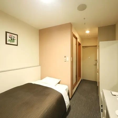 Isesaki Station Hotel