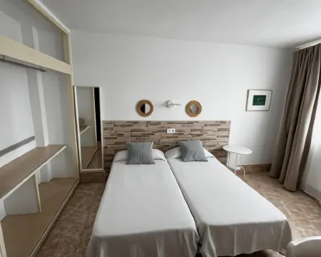 Hostal Residencia Cardona Hotéis em Arrecife