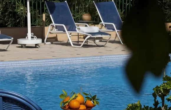 拉威拉蔓特林酒店