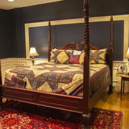 The Inn at Lincoln Square