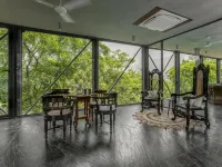 LohonoStays Maharajah House Hotels in Takave