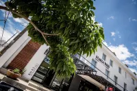 Maria Ines Hotel Suite โรงแรมใน