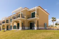 Beautiful apartment in a quiet location with sea views
