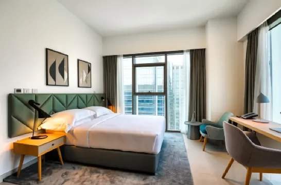 Capital Suites Hotel Apartments Отели рядом с достопримечательностью «Национальный выставочный центр Абу-Даби»