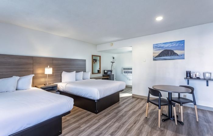 Coastal Breeze Inn