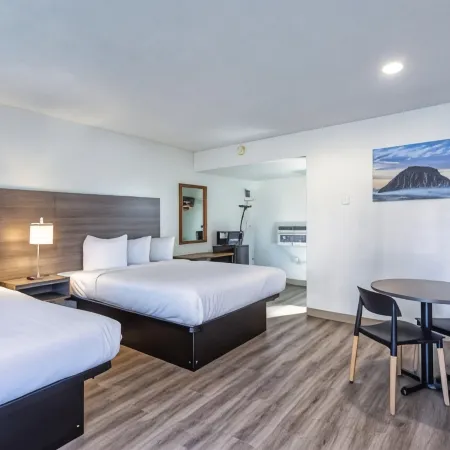 Coastal Breeze Inn