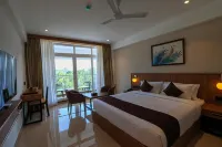 Hotel Saffron Wayanad - breakfast