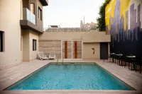 Silver Moon Hotel - Pools