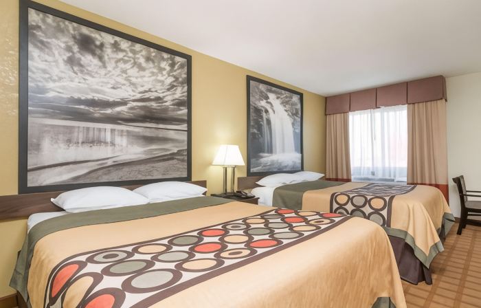 Super 8 by Wyndham Rice Lake
