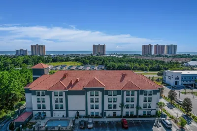 La Quinta Inn & Suites by Wyndham PCB Pier Park Area Hotels in Panama City Beach