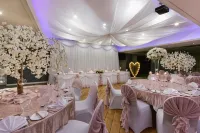 Holiday Inn MANCHESTER - OLDHAM by IHG Hotels in Oldham