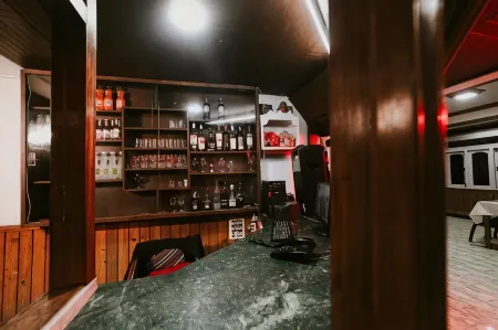 Yangthang Dzimkha Resort Отели рядом с достопримечательностью «Beyoung Ward»