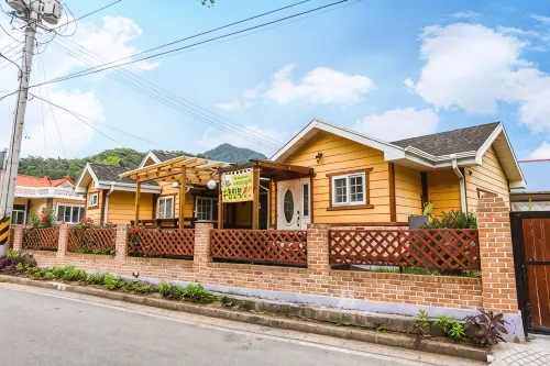 Boeun Songnisan Sujeong Pension Hotel a Boeun-gun
