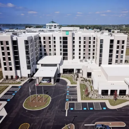 Embassy Suites Syracuse Destiny USA Отели в г. Сиракьюс