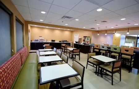 Best Western Plus Gadsden Hotel  Suites