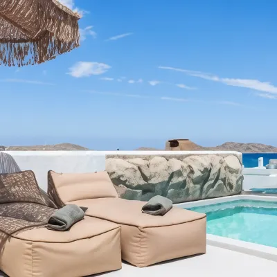 Bohemian Luxury Boutique Hotel, Adults Only Hotels near Old Port of Naoussa